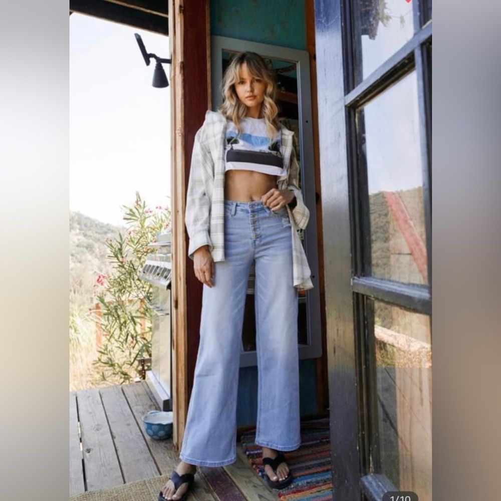 NEW VERVET 90s LOOSE FIT JEANS WIDE LEG 32 LIGHTLY DISTRESSED 11” RISE 32 INSEAM